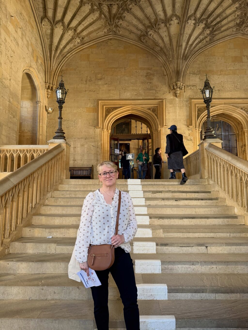 Oxford á skilið smá myndaspamm 🥰 fórum í dagsferð til Oxford frá London. Oxford heillaði okkur enda margt að sjá og gera. Mæli með dagsferð þangað, tekur ekki nema rétt um klukkutíma frá Paddington lestarstöðinni.