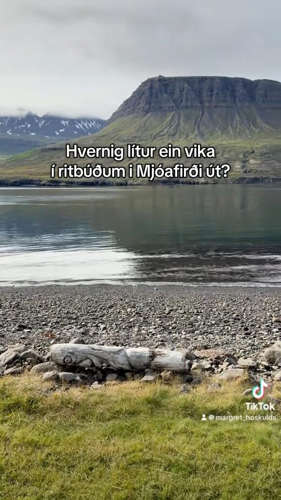 Hvað get ég sagt? Mjóifjörðurinn er alveg búinn að bræða mig 🥰 Dásamlegt að eyða viku þarna og byrja að vinna í næstu bók 📚

#rithöfundalífið 
#bookstagram 
#bækurerubestar 
#mjóifjörður 
#authorlife