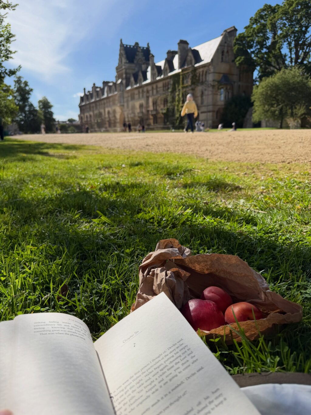 Oxford á skilið smá myndaspamm 🥰 fórum í dagsferð til Oxford frá London. Oxford heillaði okkur enda margt að sjá og gera. Mæli með dagsferð þangað, tekur ekki nema rétt um klukkutíma frá Paddington lestarstöðinni.